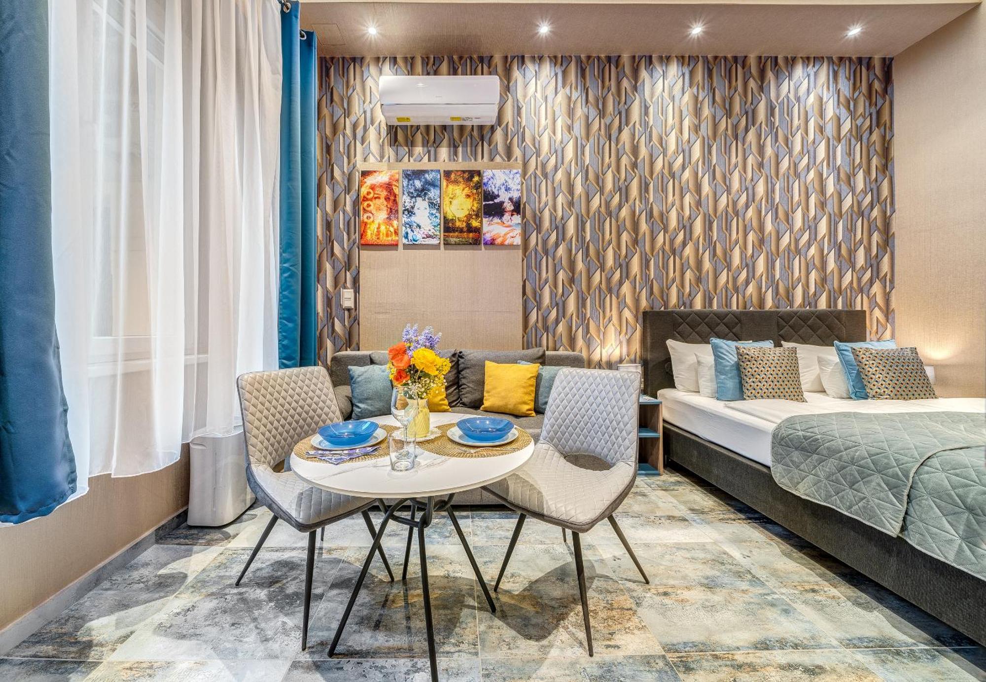 Budapest Magic Blue In Downtown Екстериор снимка